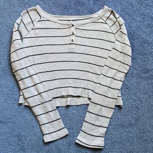 Long sleeve gray top with black strips (cropped)